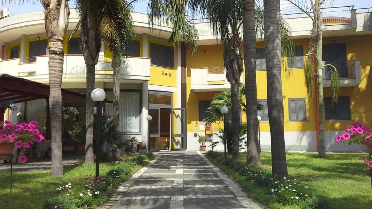 Oasi Park Hotel Маскали Екстериор снимка