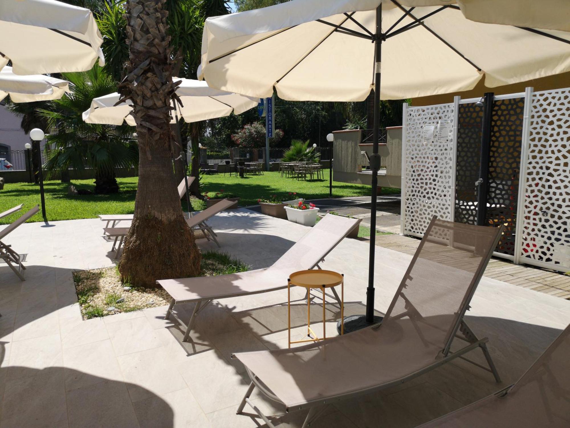 Oasi Park Hotel Маскали Екстериор снимка